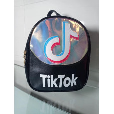 Рюкзак детскийТикТок 23х20х8 см черный